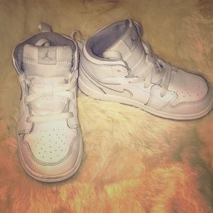 Don't miss this deal toddler size 8c Nike Jordan‼️
